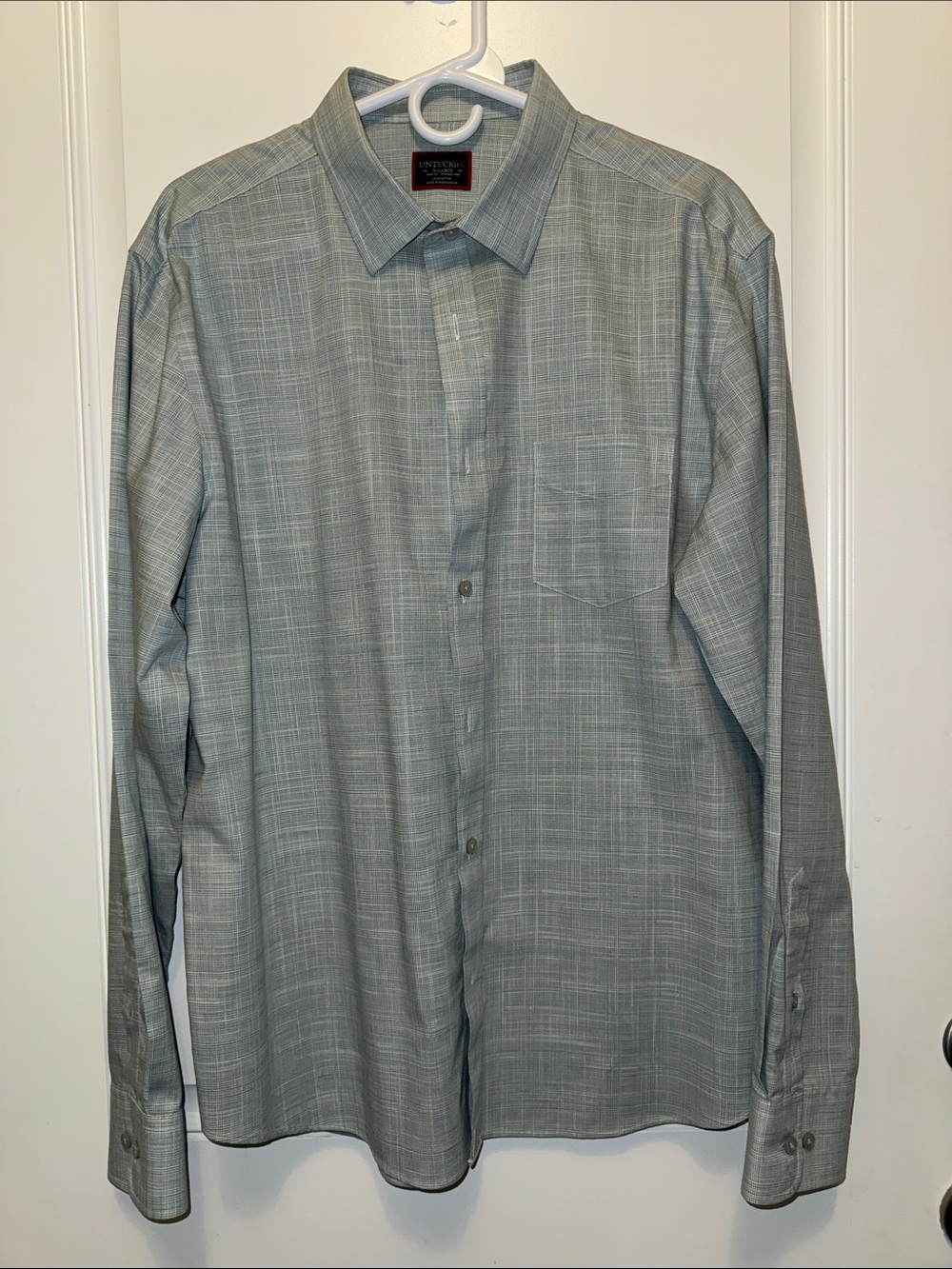 UNTUCKit Men's Greenish/Gray Plaid Button-Down Shirt size XL LIKE NEW